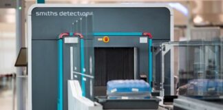 Smiths celebrates sale of 2000th Hi-Scan 6040 3D X-ray scanner
